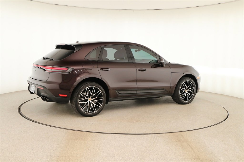 Used 2023 Porsche Macan Turbo image 7