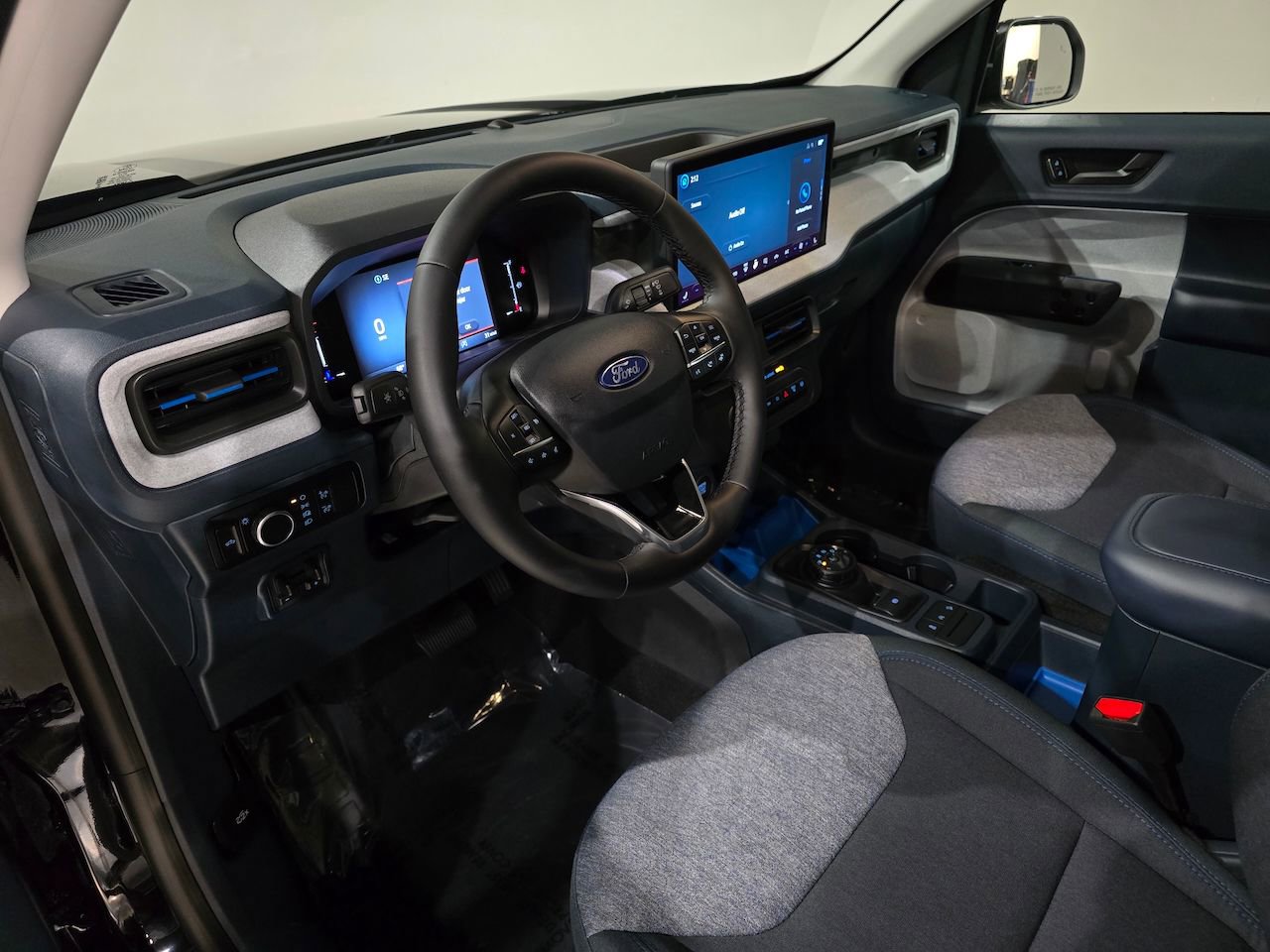 New 2025 Ford Maverick XLT w/ XLT Luxury Package image 19