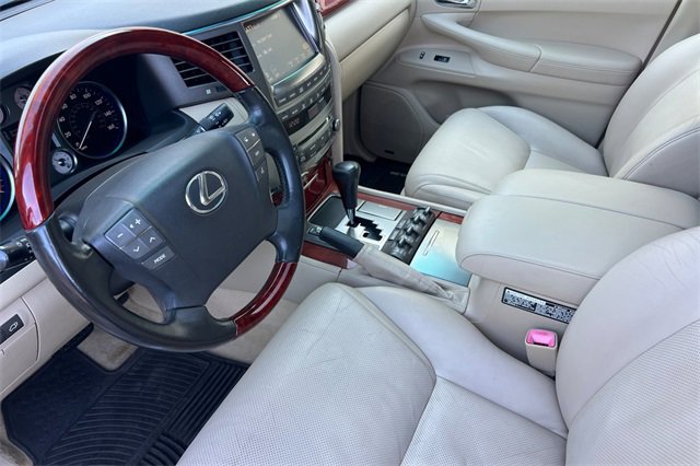 Used 2009 Lexus LX 570 4WD image 10