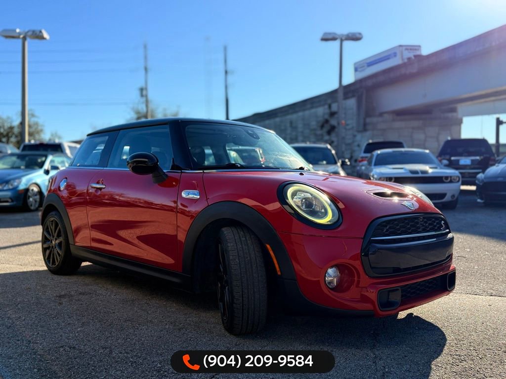 Used 2019 MINI Cooper S w/ Premium Package image 12