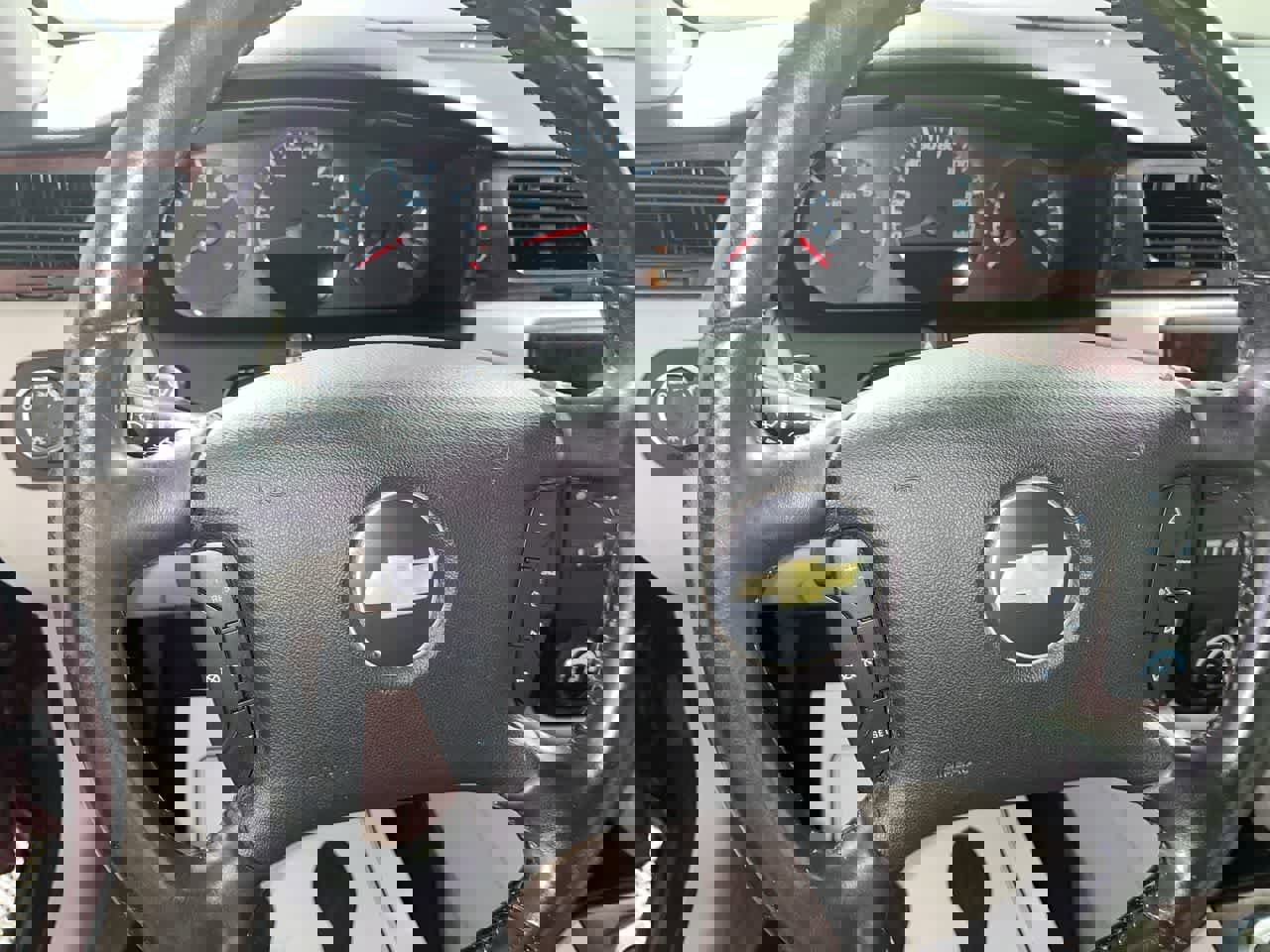 Used 2008 Chevrolet Impala LT w/ Luxury Edition Package image 17