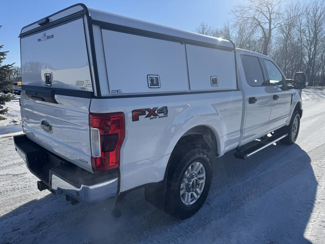 Used 2019 Ford F350 XLT w/ FX4 Off-Road Package image 9
