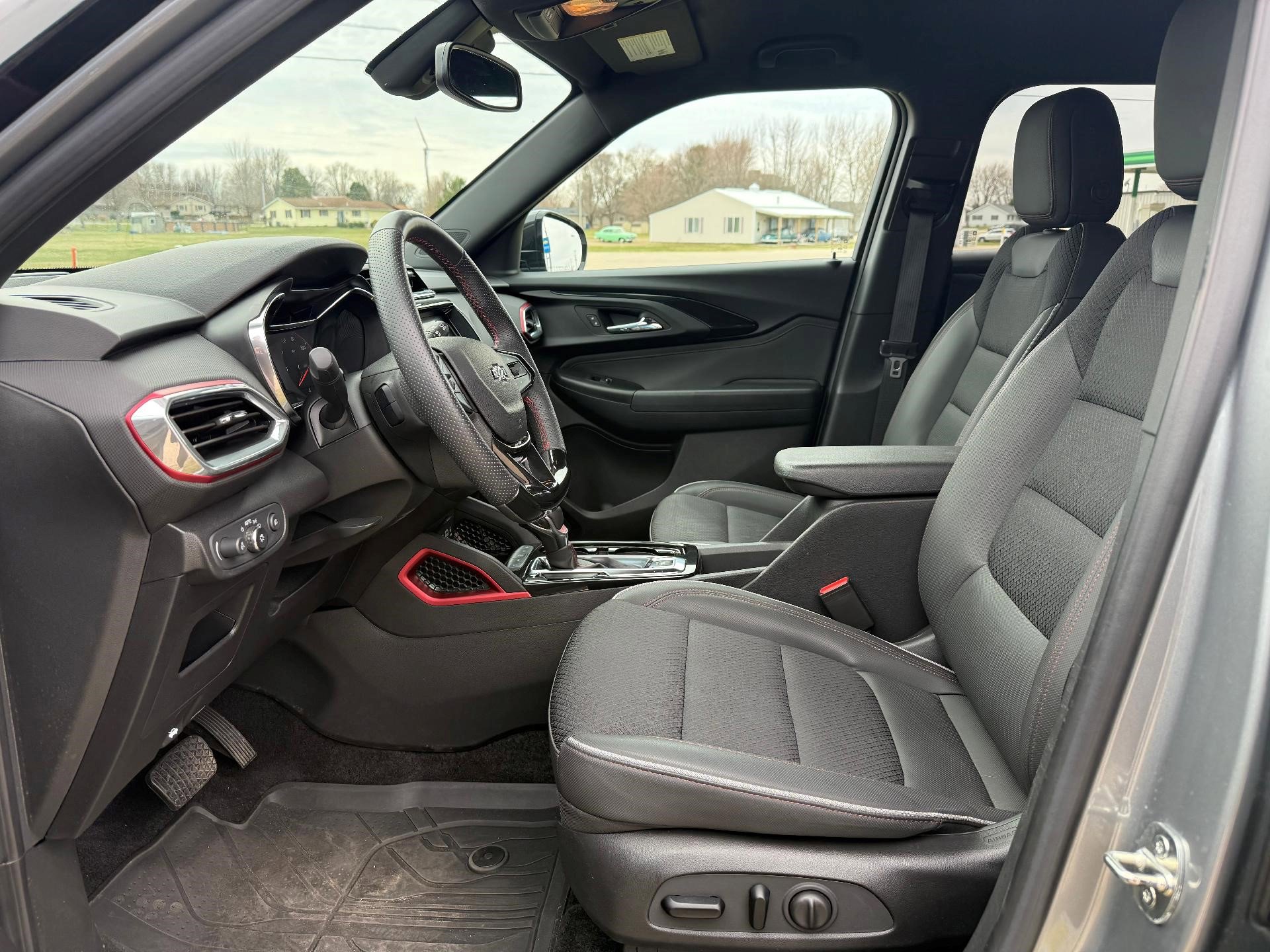 Certified 2023 Chevrolet TrailBlazer RS w/ Convenience Package image 15