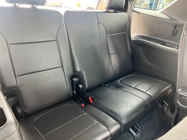 Used 2022 Chevrolet Traverse Premier AWD/4WD image 20