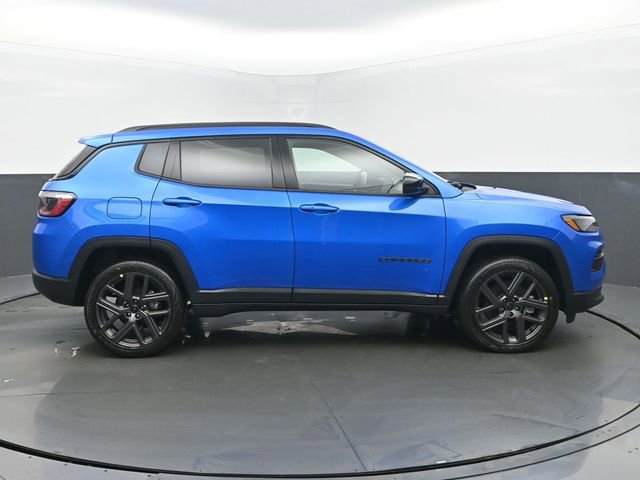 New 2026 Jeep Compass Latitude w/ Sun and Sound Group AWD/4WD image 6
