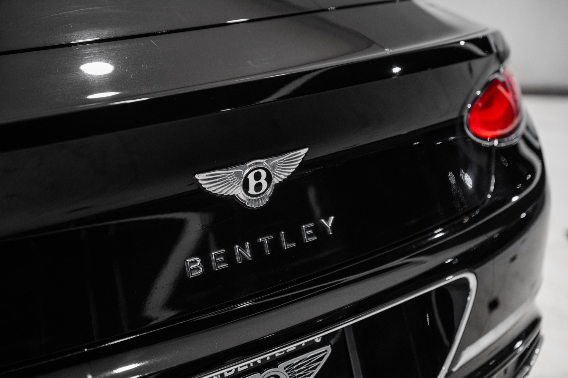 Used 2022 Bentley Continental GT AWD/4WD image 14
