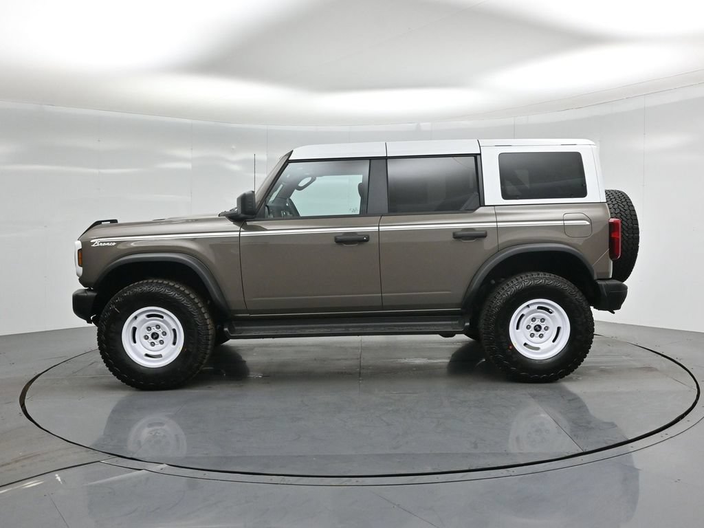 Certified 2026 Ford Bronco Heritage Edition AWD/4WD image 28