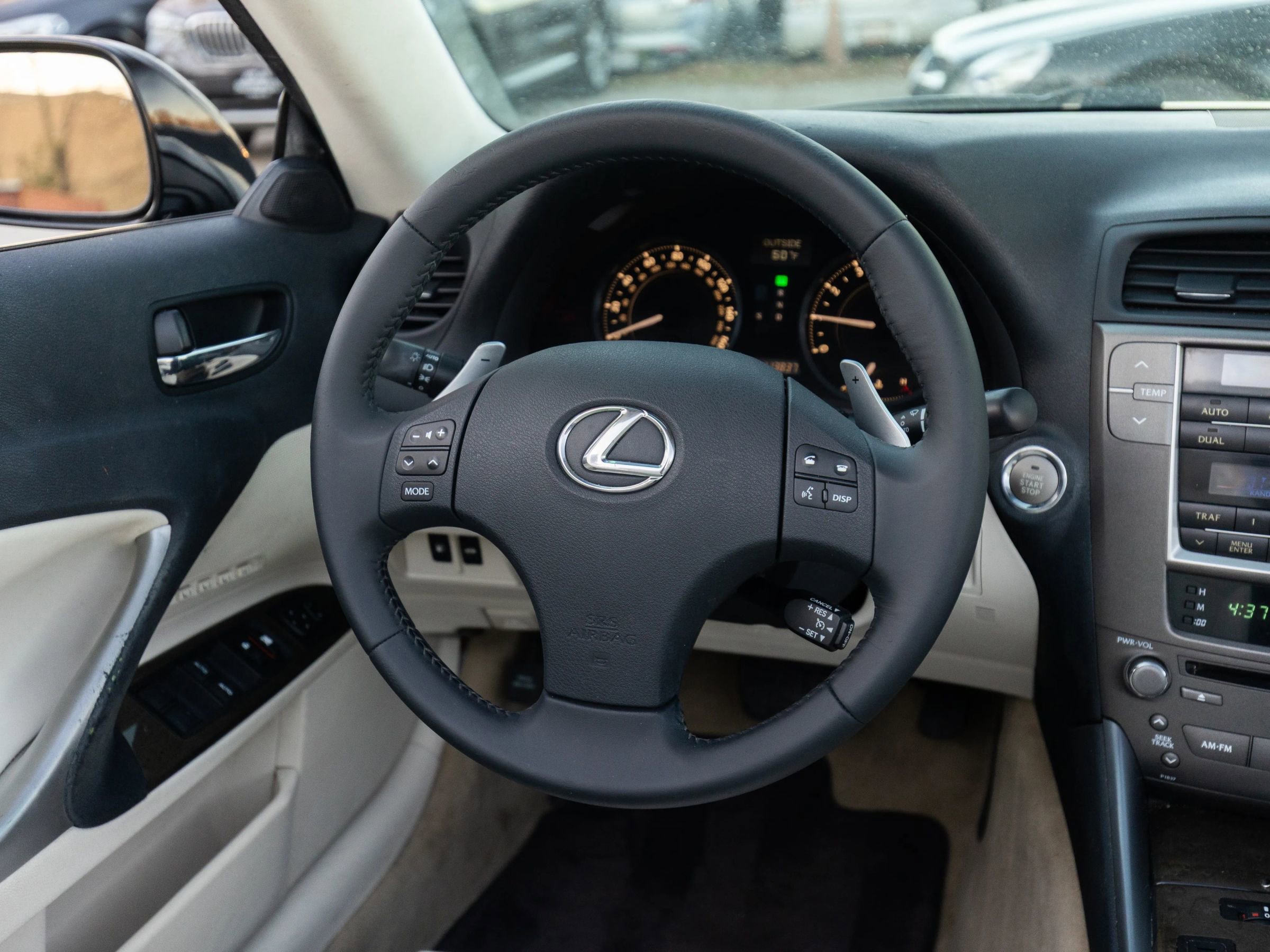 Used 2010 Lexus IS 250C image 29