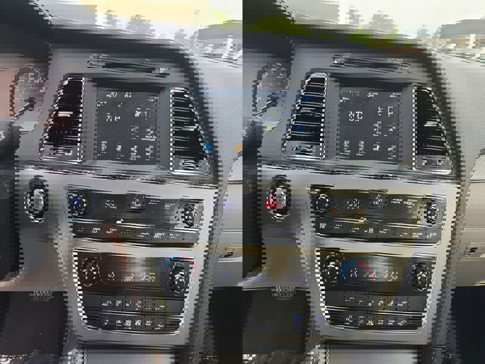 Used 2017 Hyundai Sonata SE image 25