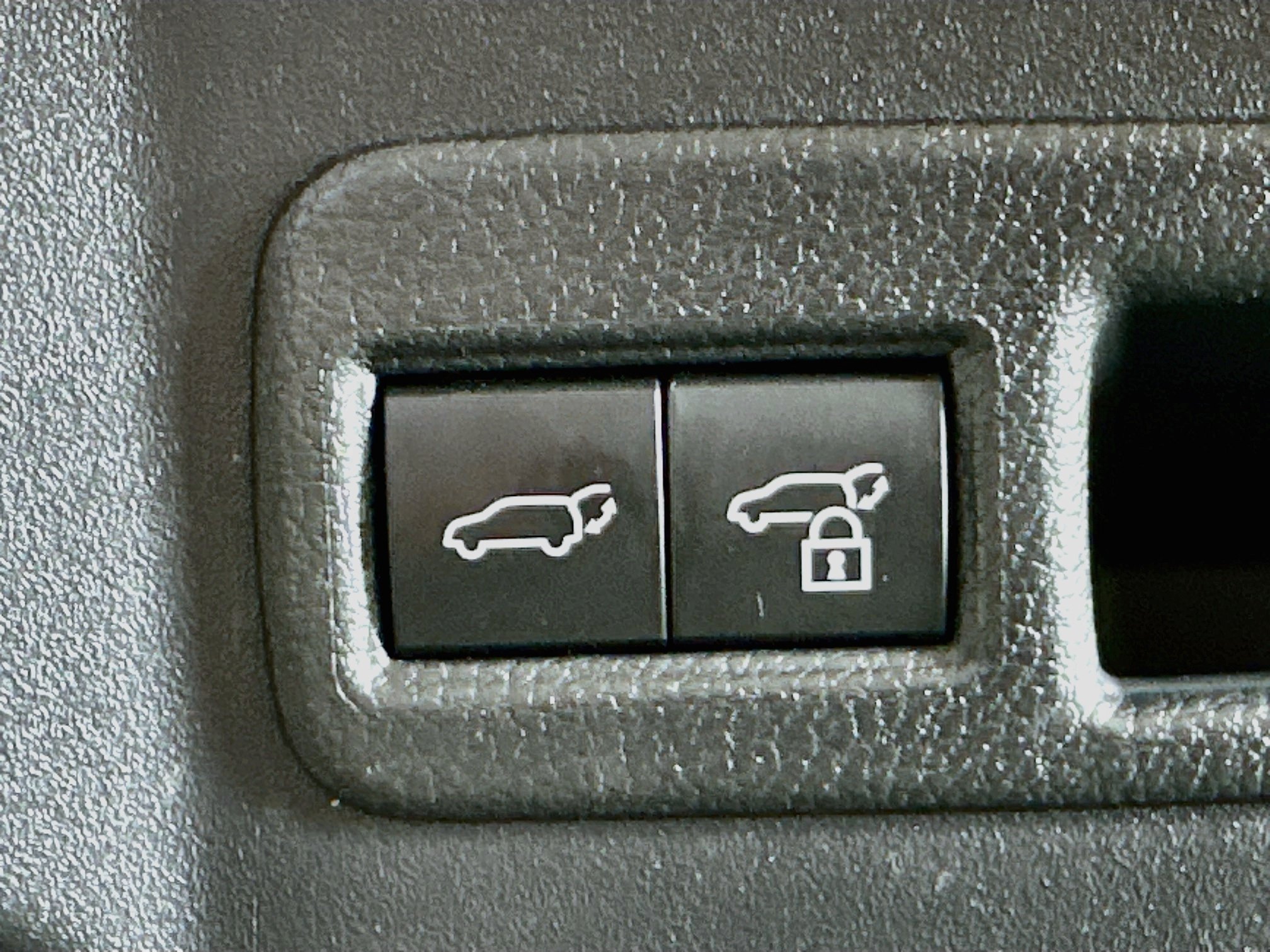 Used 2023 Subaru Solterra AWD image 30