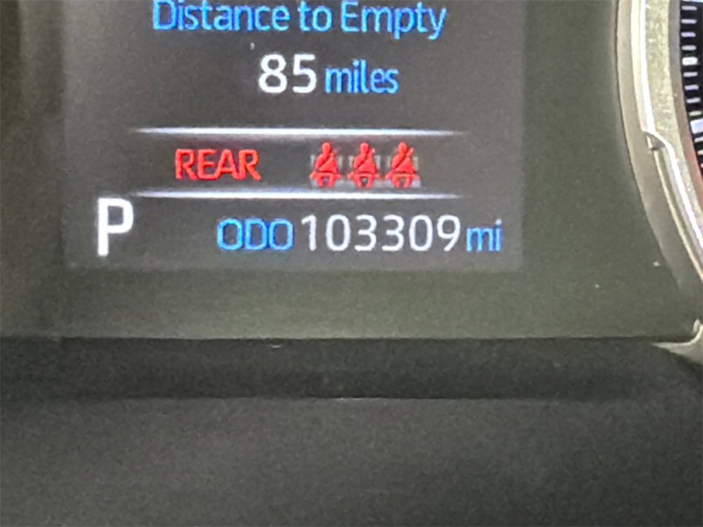 Used 2020 Toyota RAV4 XLE Premium image 29