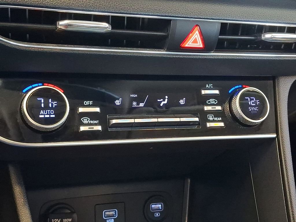 Used 2022 Hyundai Sonata SEL w/ Winter Weather Package image 17