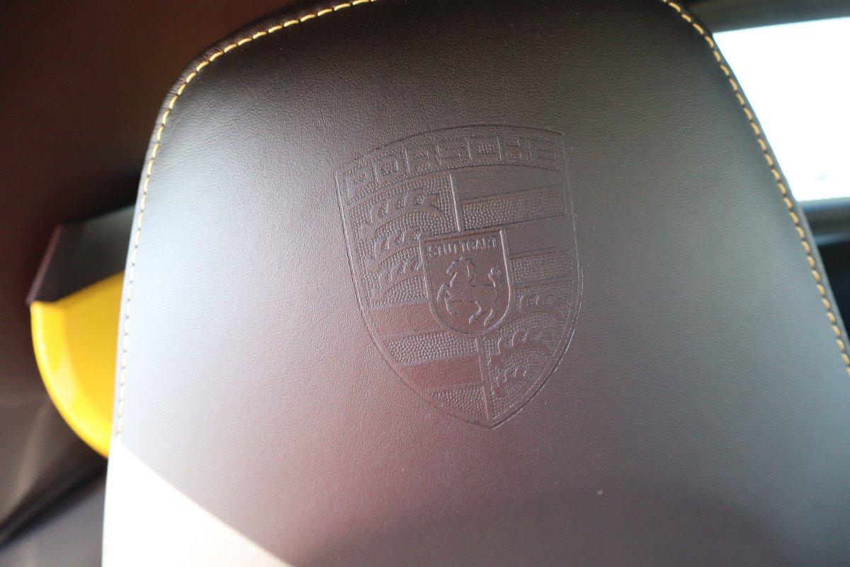 Used 2023 Porsche 718 Boxster S RWD image 19