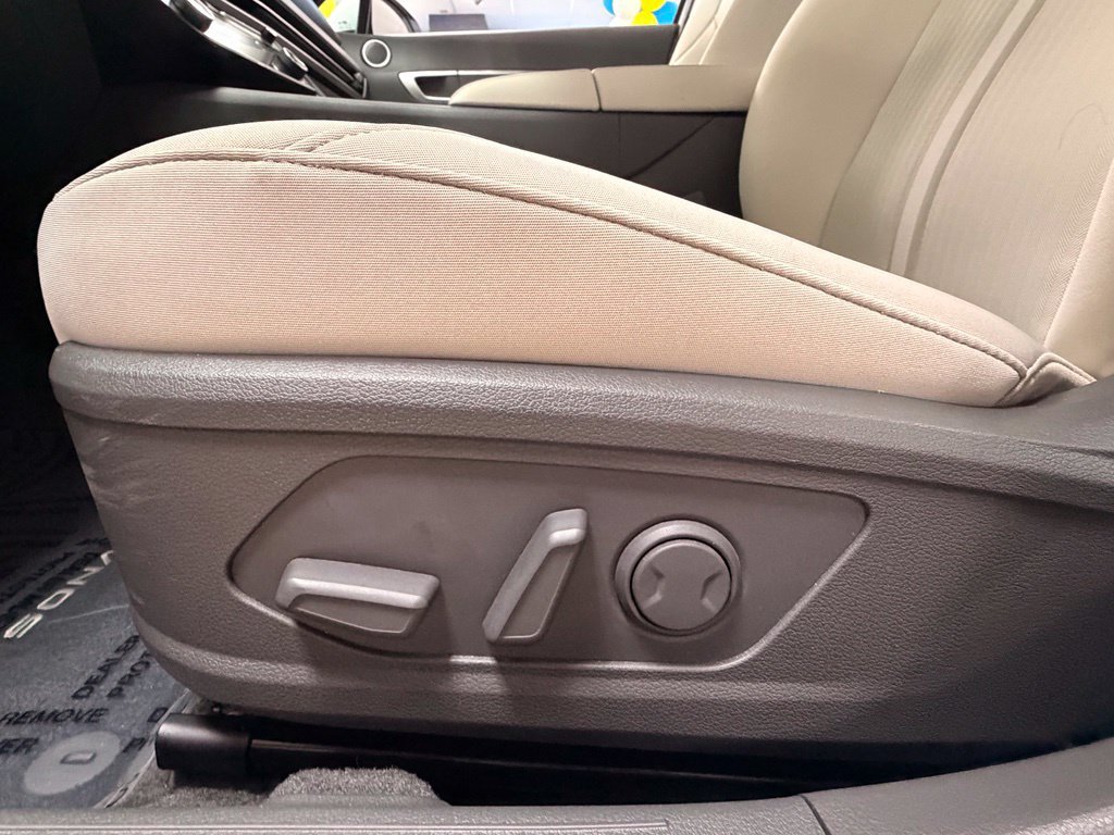 Certified 2026 Hyundai Sonata SEL FWD image 9