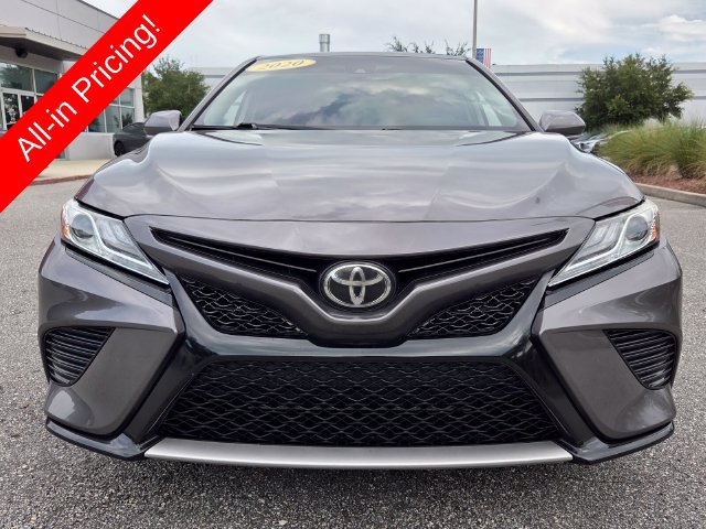 Used 2020 Toyota Camry XSE FWD image 8
