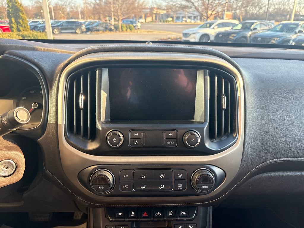 Used 2021 GMC Canyon Denali image 25