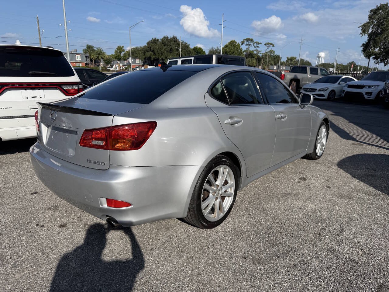 Used 2007 Lexus IS 250 w/ Preferred Accessory Pkg RWD image 4