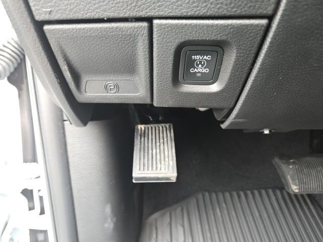 New 2025 RAM 2500 Tradesman AWD/4WD image 32