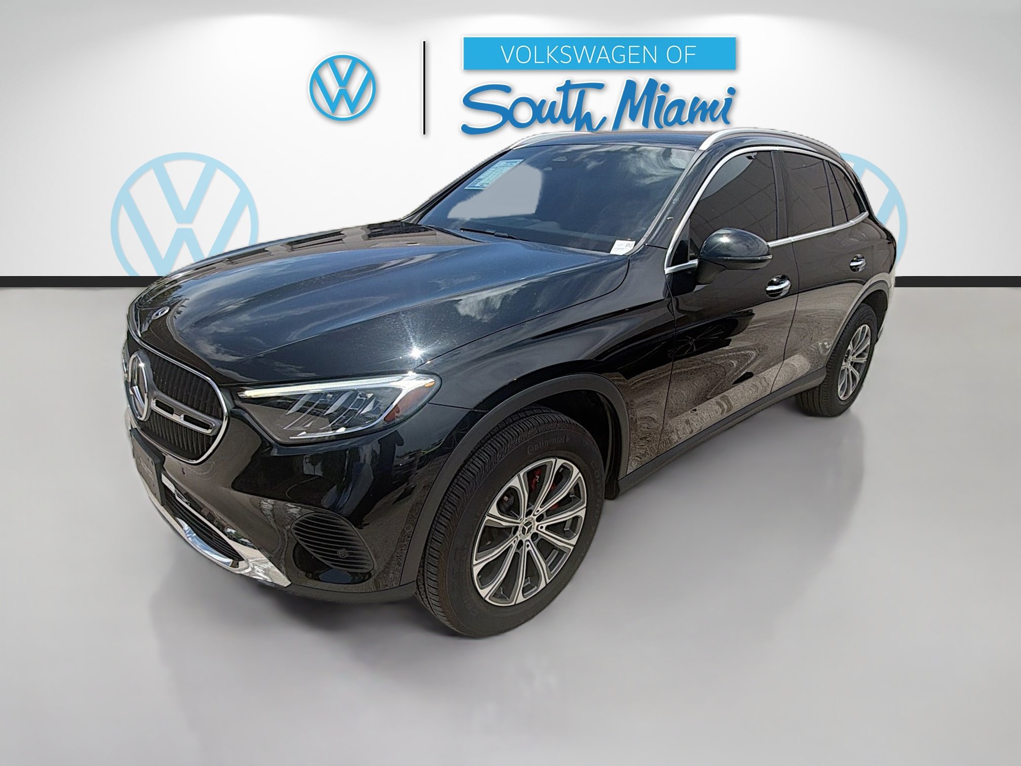 Used 2024 Mercedes-Benz GLC 300 image 3