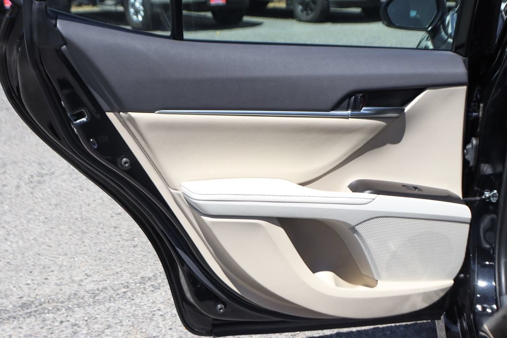 Used 2023 Toyota Camry XLE FWD image 34