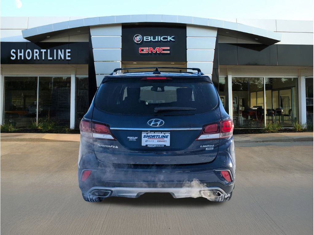 Used 2017 Hyundai Santa Fe Limited image 4