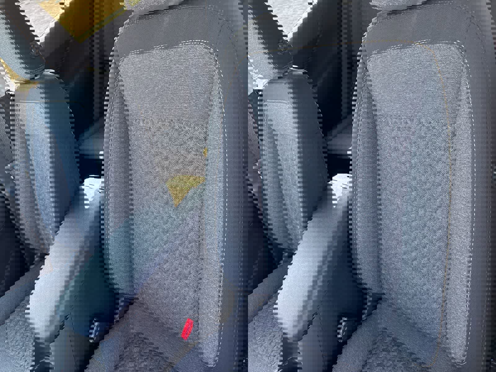 Used 2024 Chevrolet Equinox LT w/ LPO, Floor Liner Package image 15