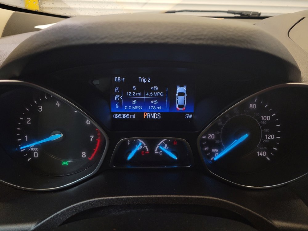 Used 2019 Ford Escape S image 23