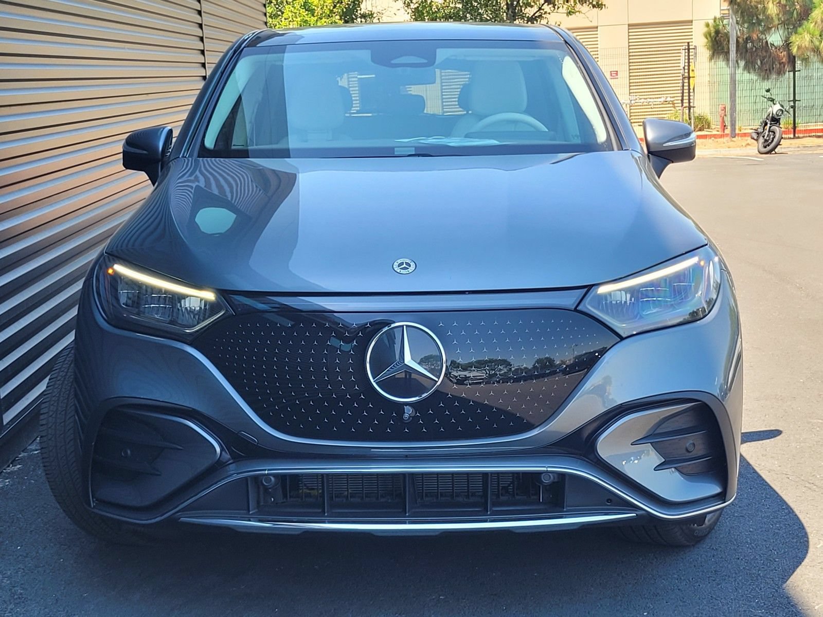 Used 2023 Mercedes-Benz EQE 350+ SUV w/ AMG Line Exterior Package image 10