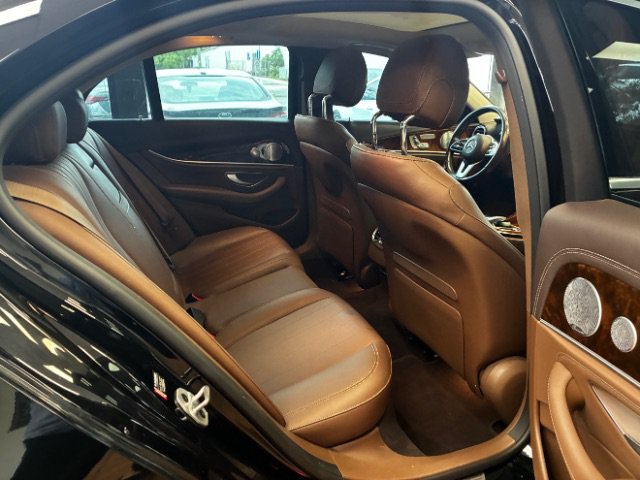 Used 2019 Mercedes-Benz E 300 4MATIC w/ Driver Assistance Package image 37