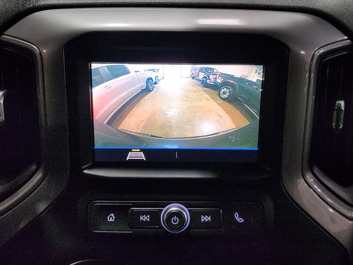 Used 2020 Chevrolet Silverado 1500 Custom w/ LPO, Dark Essentials Package RWD image 32