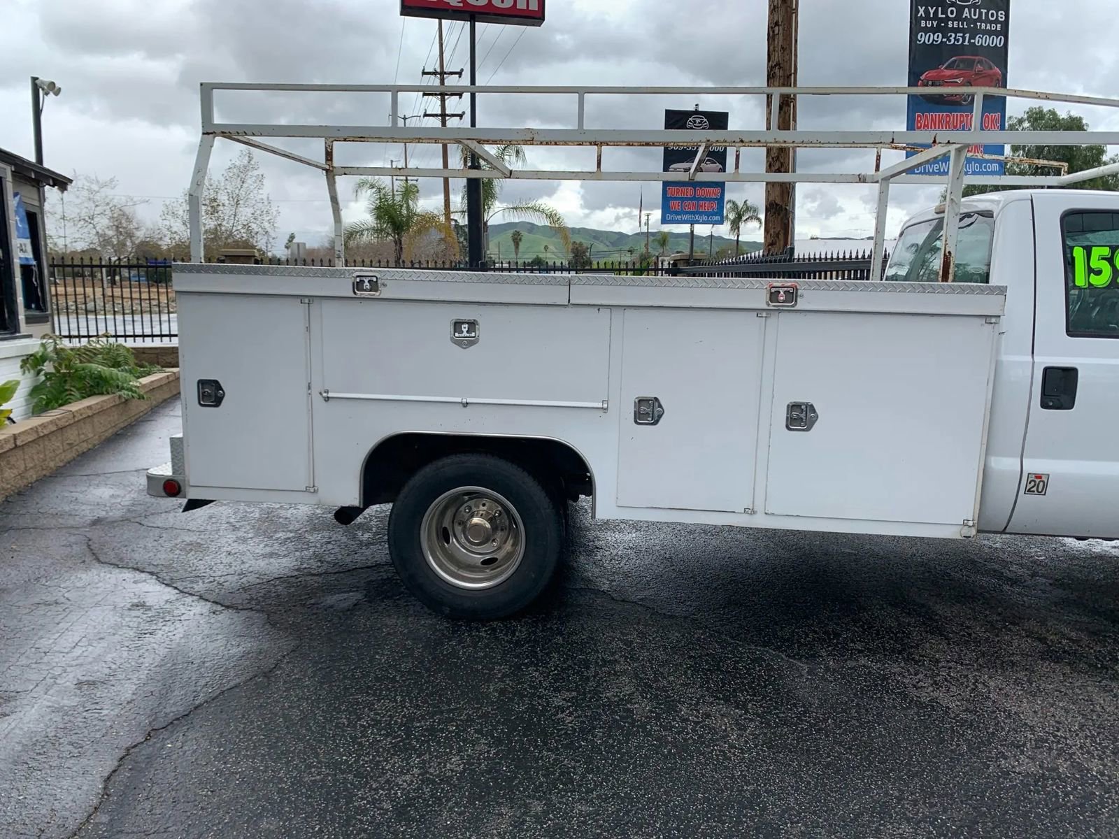 Used 2015 Ford F350 XL image 5