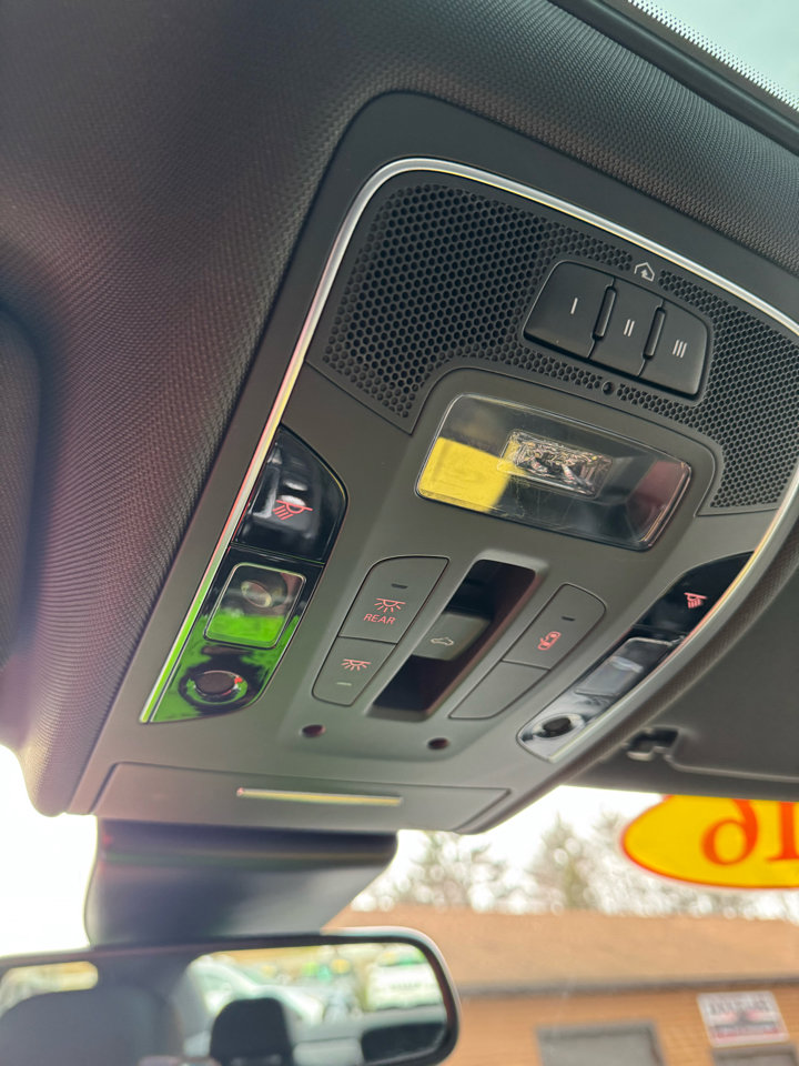 Used 2016 Audi S6 Prestige w/ Prestige Package image 16