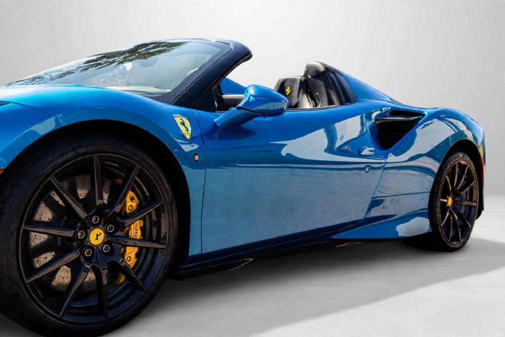 Certified 2022 Ferrari F8 Tributo RWD image 31