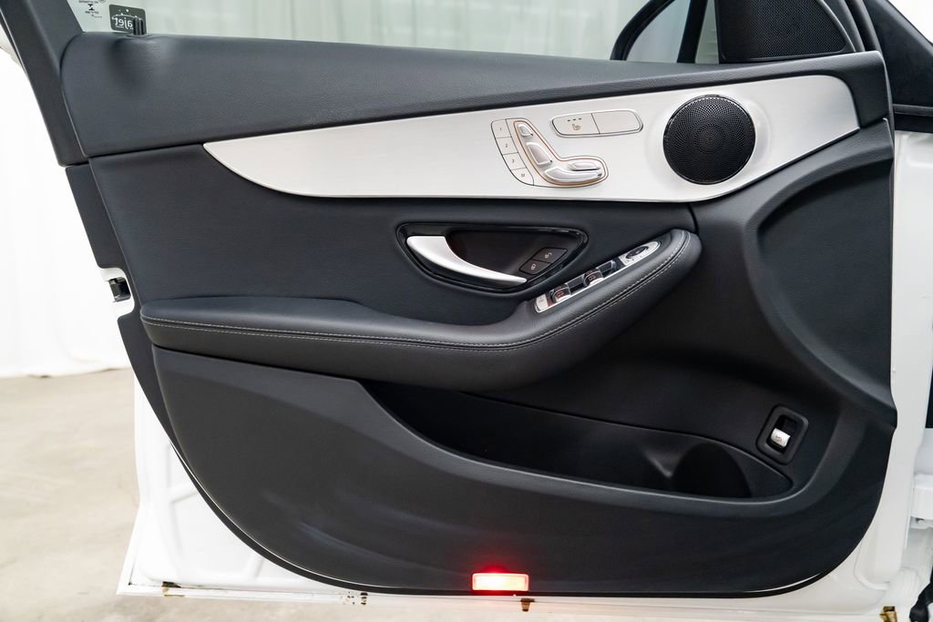 Used 2021 Mercedes-Benz C 300 Sedan image 22