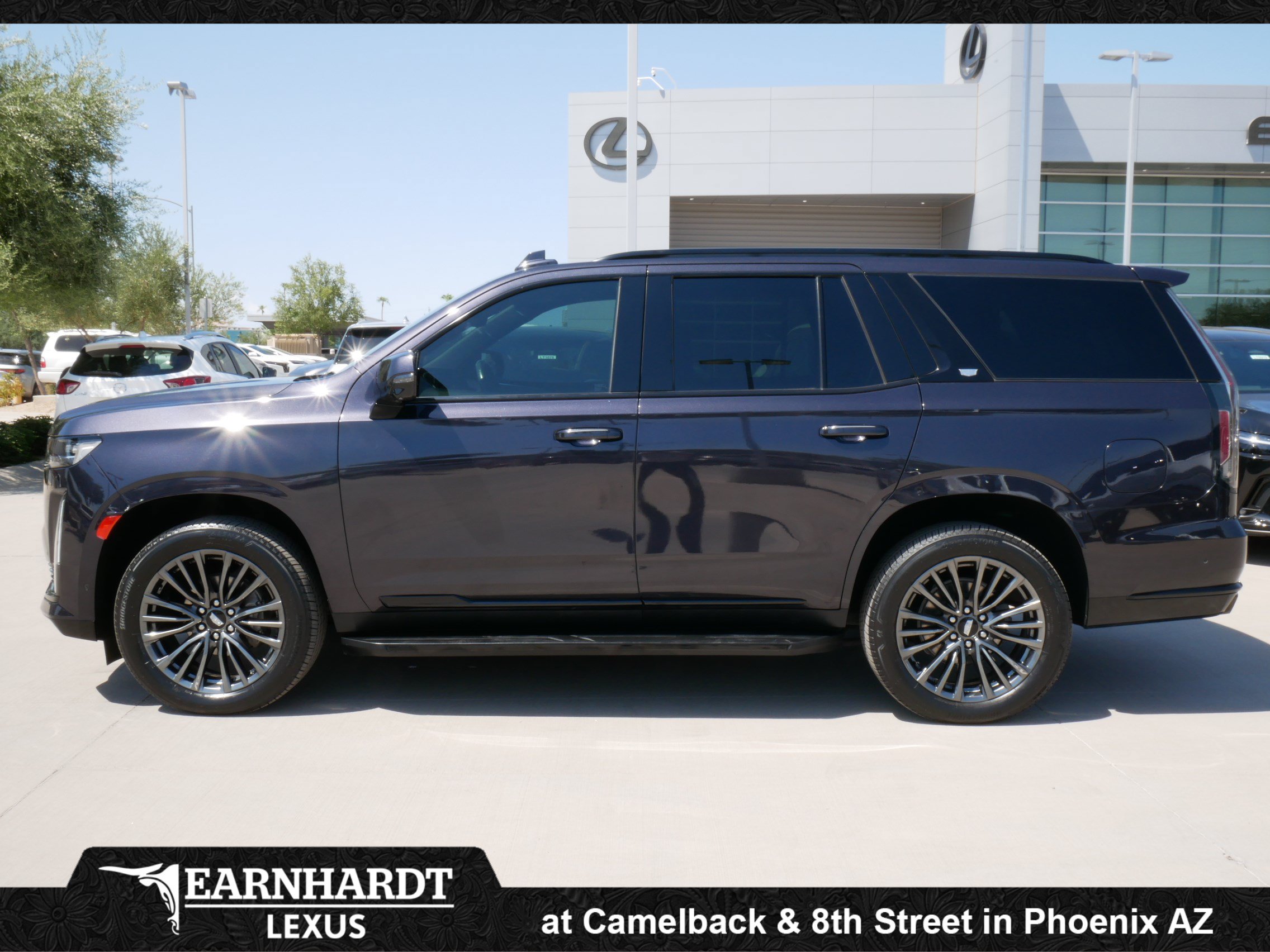 Used 2022 Cadillac Escalade Sport AWD/4WD image 3