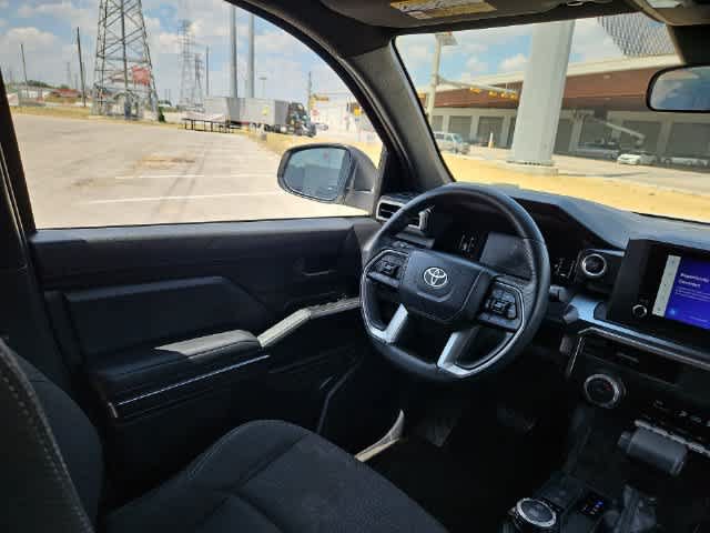 Certified 2025 Toyota 4Runner SR5 AWD/4WD image 15