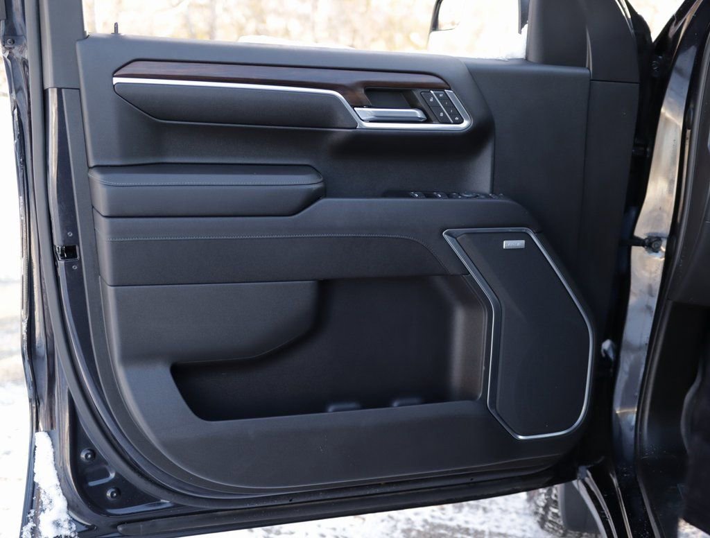 Used 2023 GMC Sierra 1500 SLT w/ SLT Convenience Package image 24