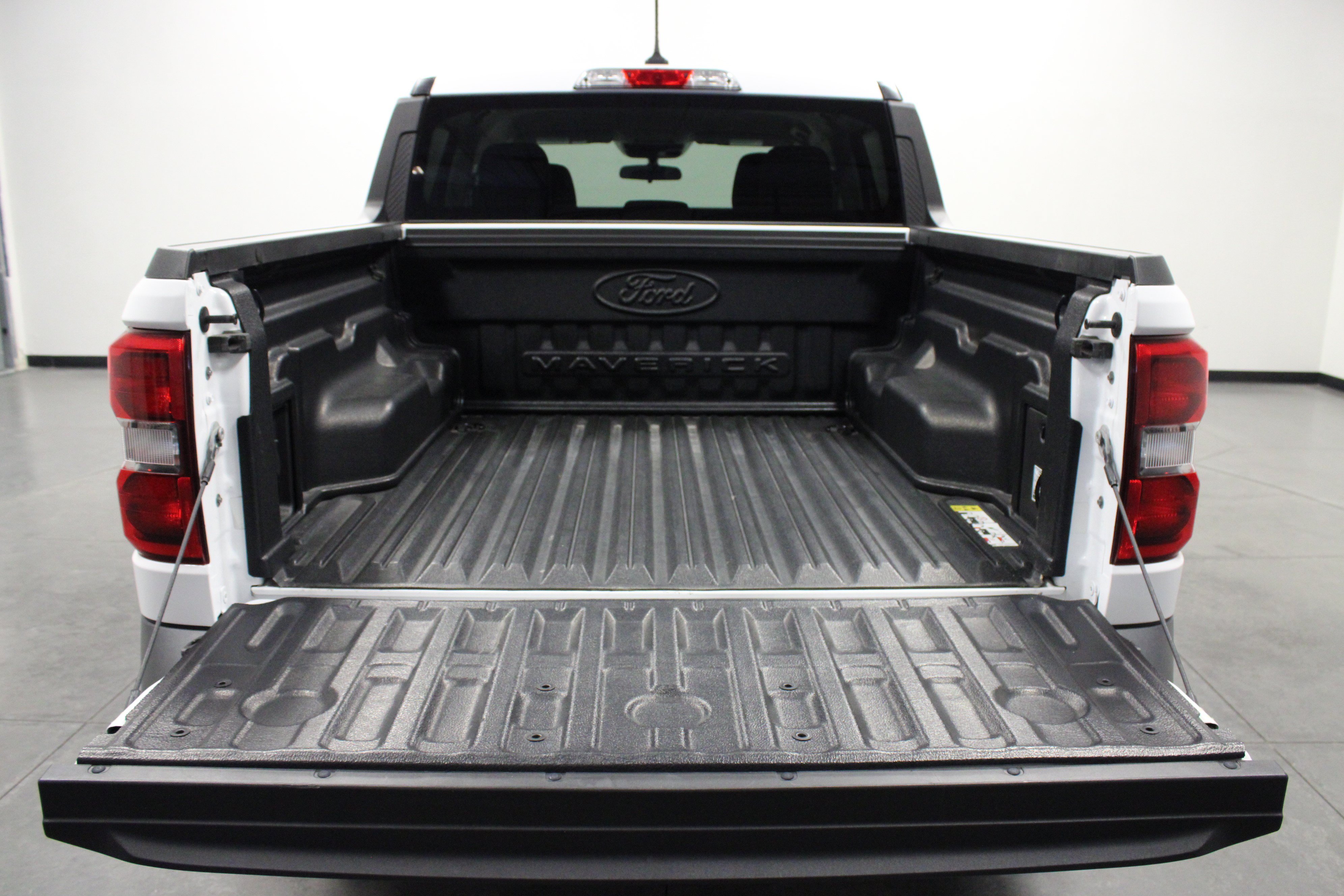 Used 2024 Ford Maverick XLT w/ XLT Luxury Package FWD image 14