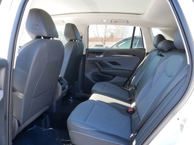 New 2026 Volkswagen Tiguan SE AWD/4WD image 8