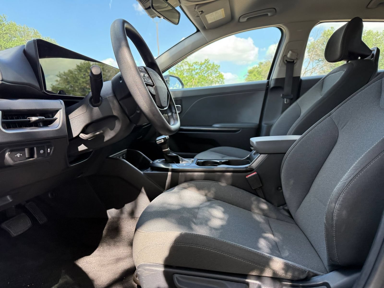 Used 2025 Kia K4 FWD image 29