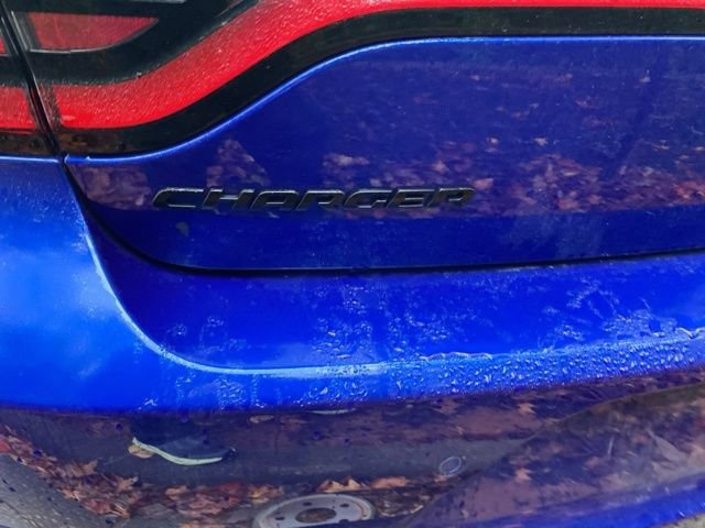 Used 2021 Dodge Charger SXT w/ Blacktop Package image 16