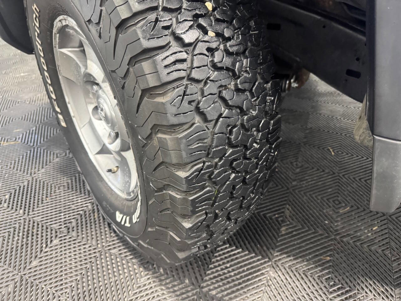 Used 2008 Toyota FJ Cruiser 4WD image 35