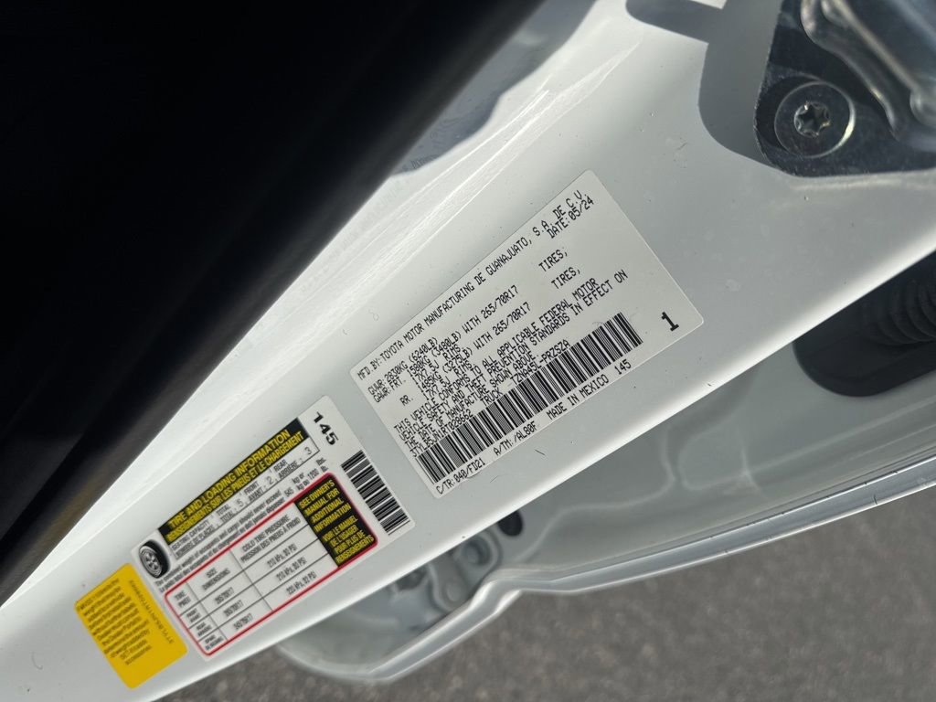 Used 2024 Toyota Tacoma TRD Off-Road image 37