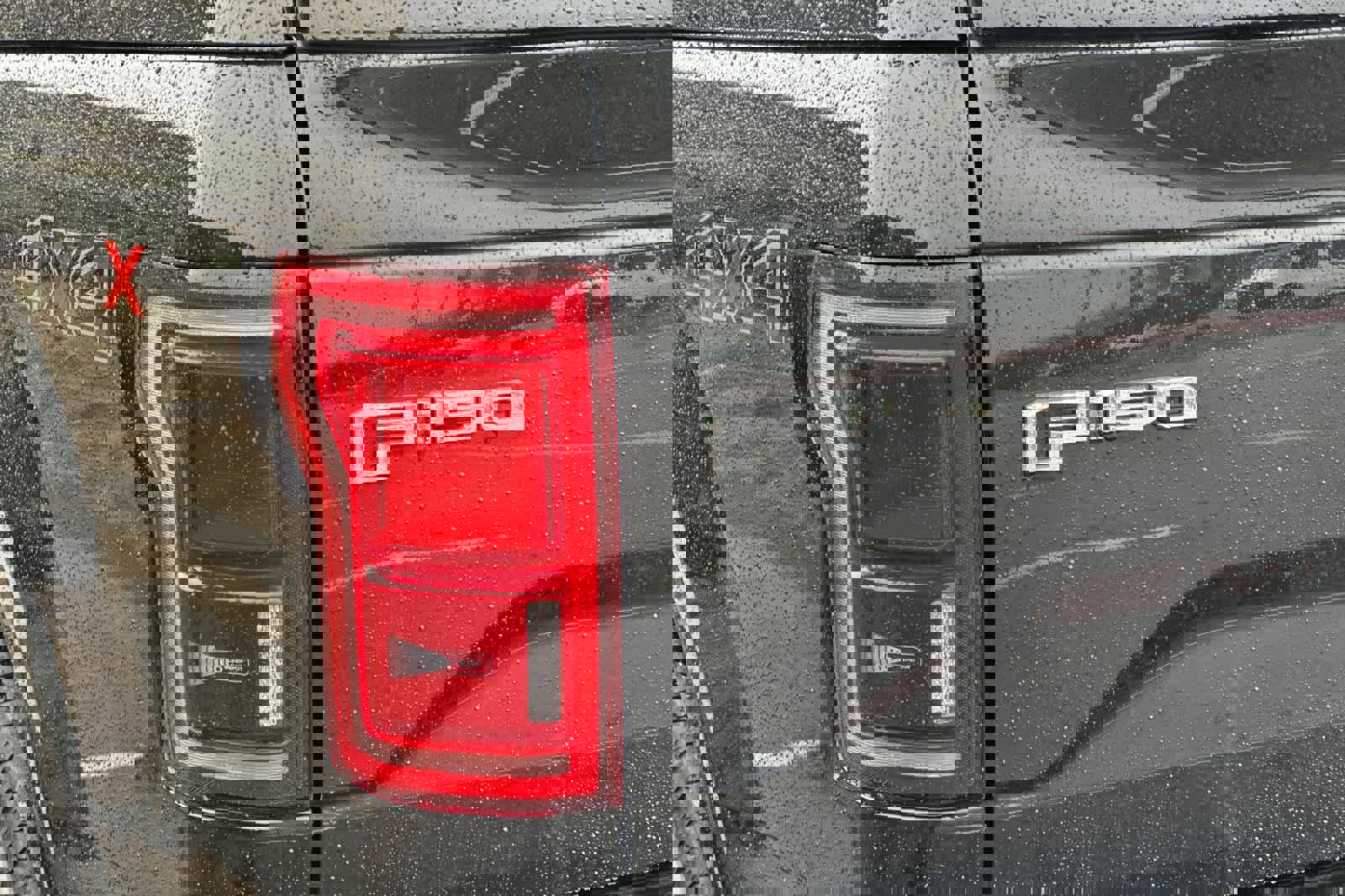 Used 2015 Ford F150 Lariat w/ Equipment Group 502A Luxury image 32