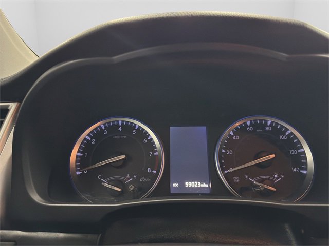 Used 2019 Toyota Highlander SE image 11