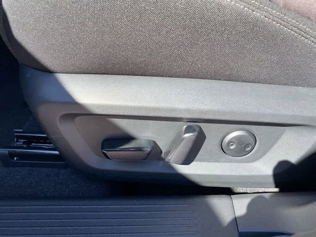 New 2026 Nissan Rogue SV image 12