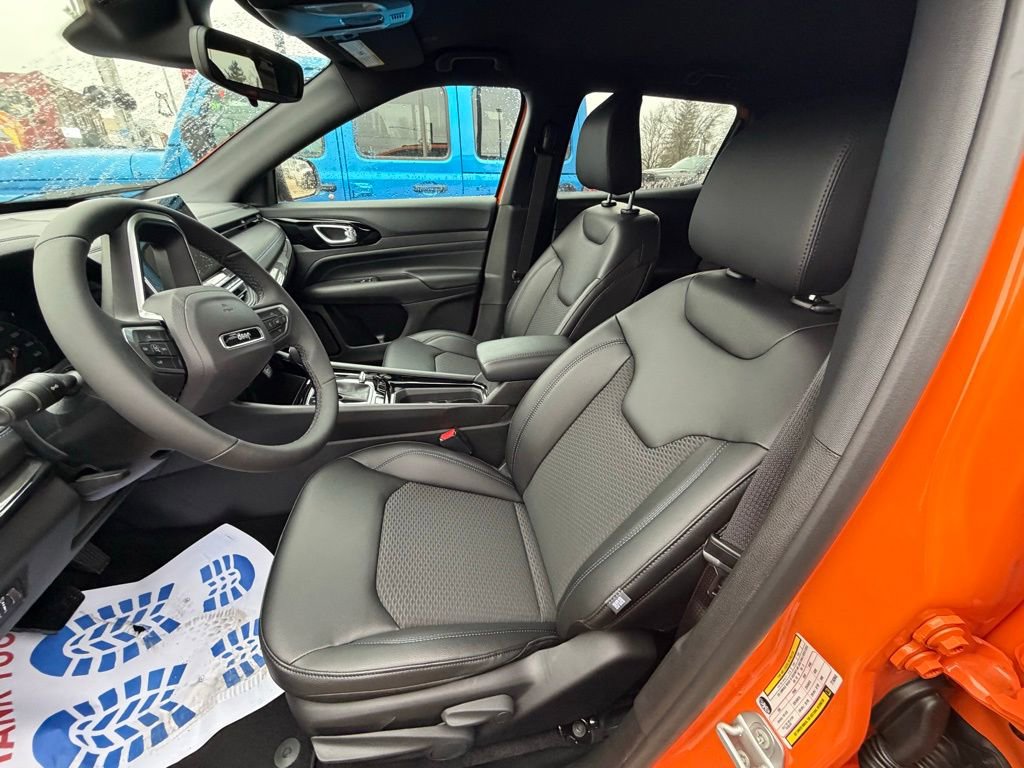 New 2026 Jeep Compass Latitude AWD/4WD image 9