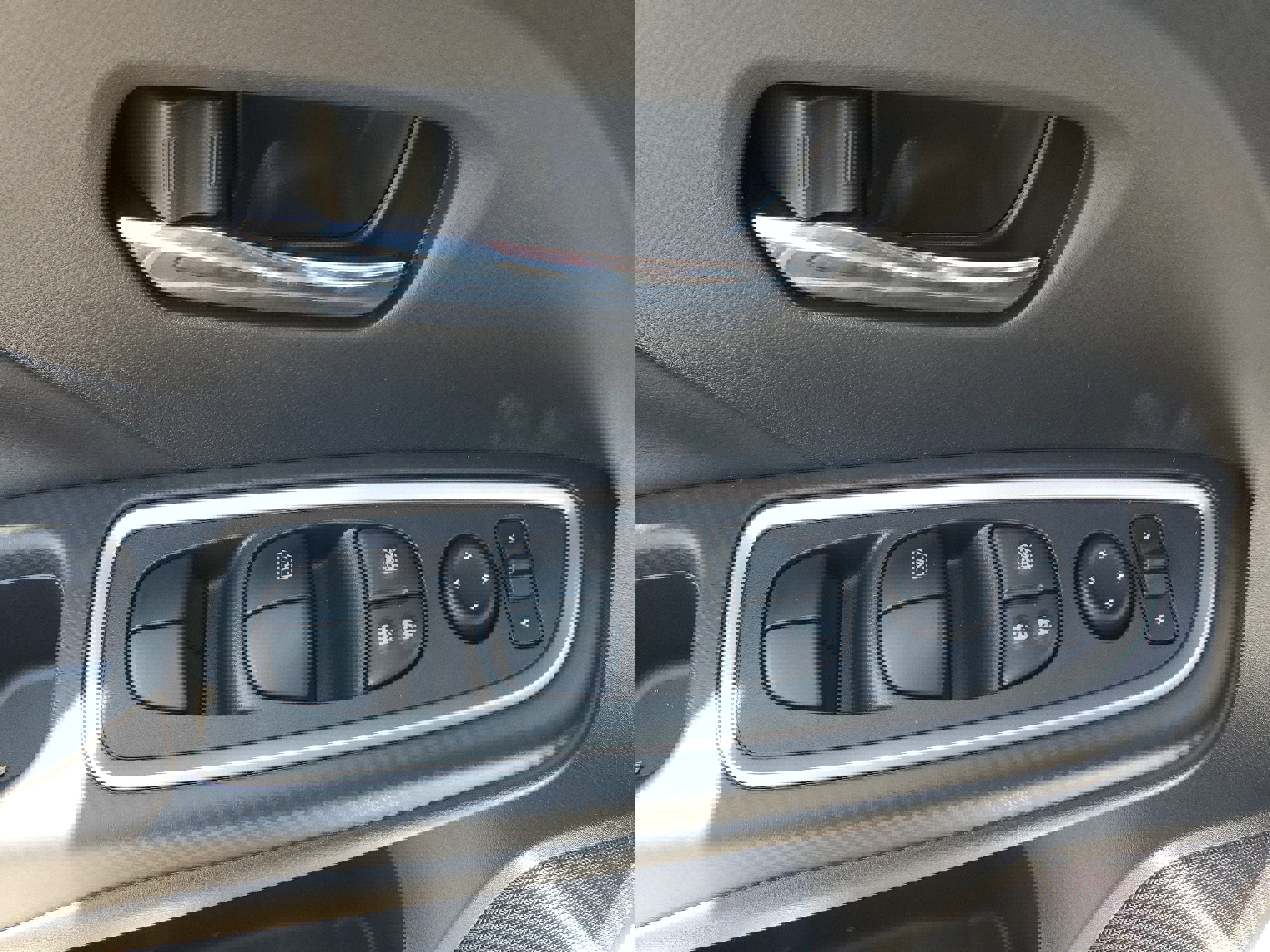 New 2025 Nissan Versa SR w/ Trunk Package image 19