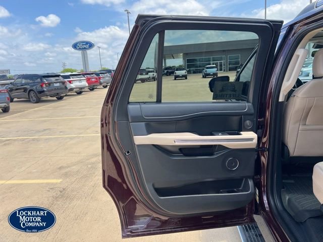 Used 2023 Ford Expedition Max Limited RWD image 17