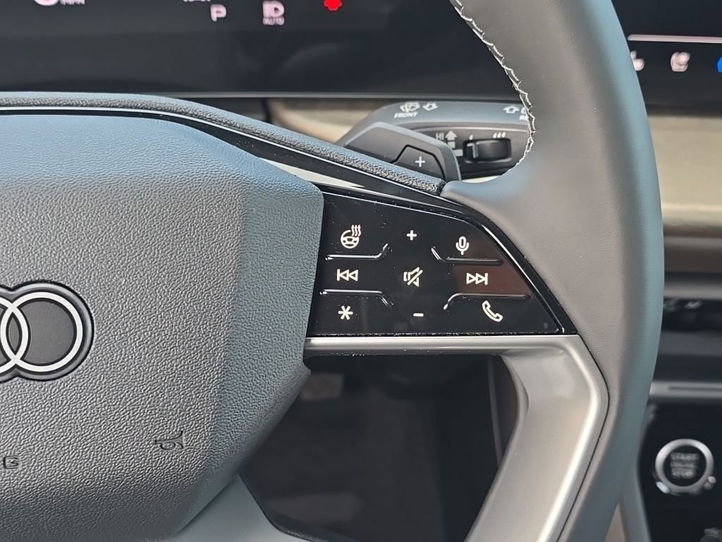 New 2025 Audi Q5 Premium Plus image 18